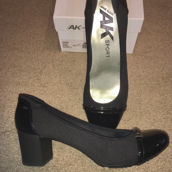 Anne Klein Shoes - Anne Klein Pump NWT